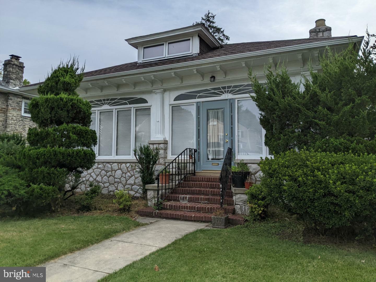 Property Photo: 13 E Parkway Avenue PA 19013