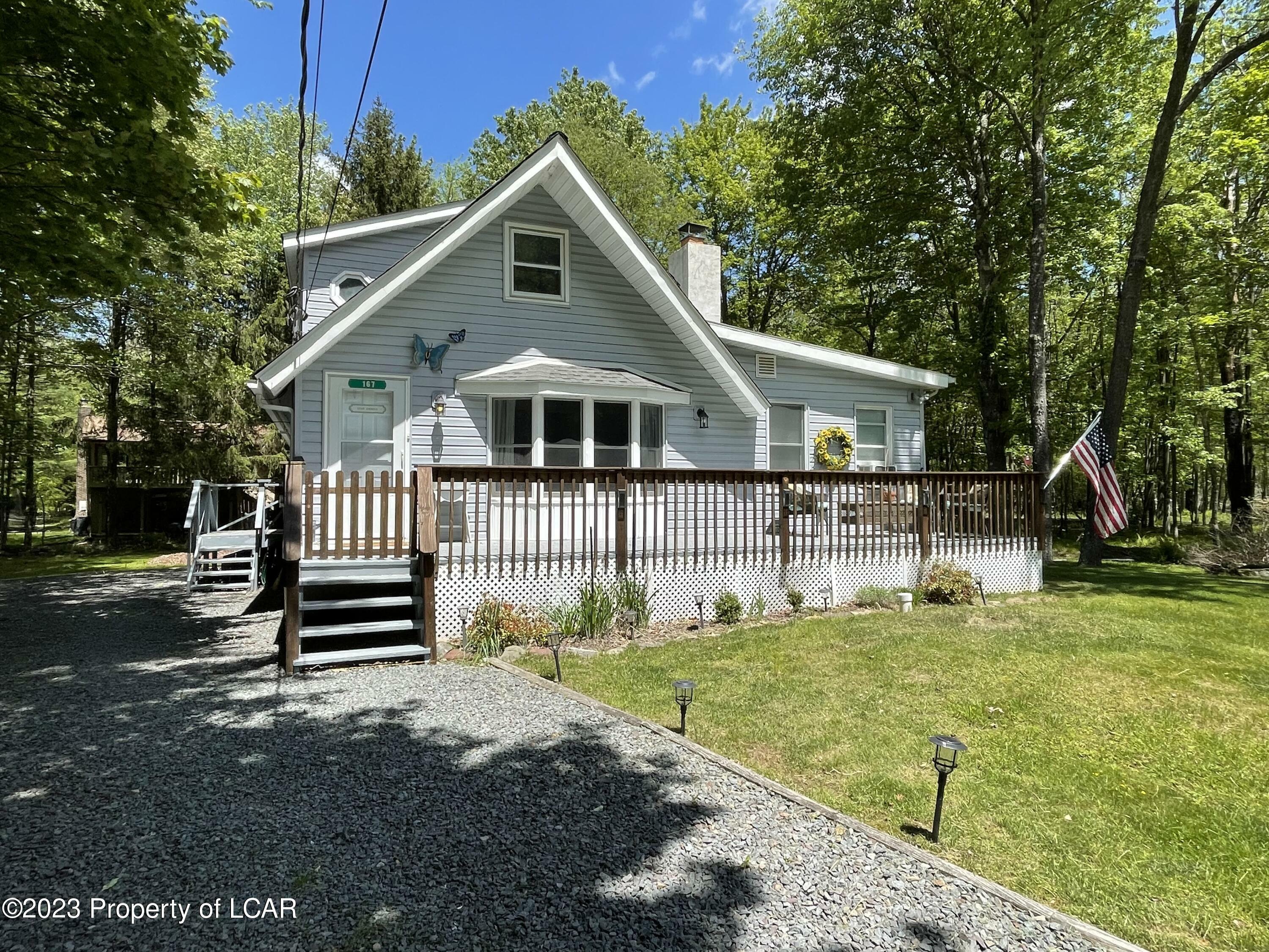 Property Photo:  167 Canoe Trail  PA 18347 