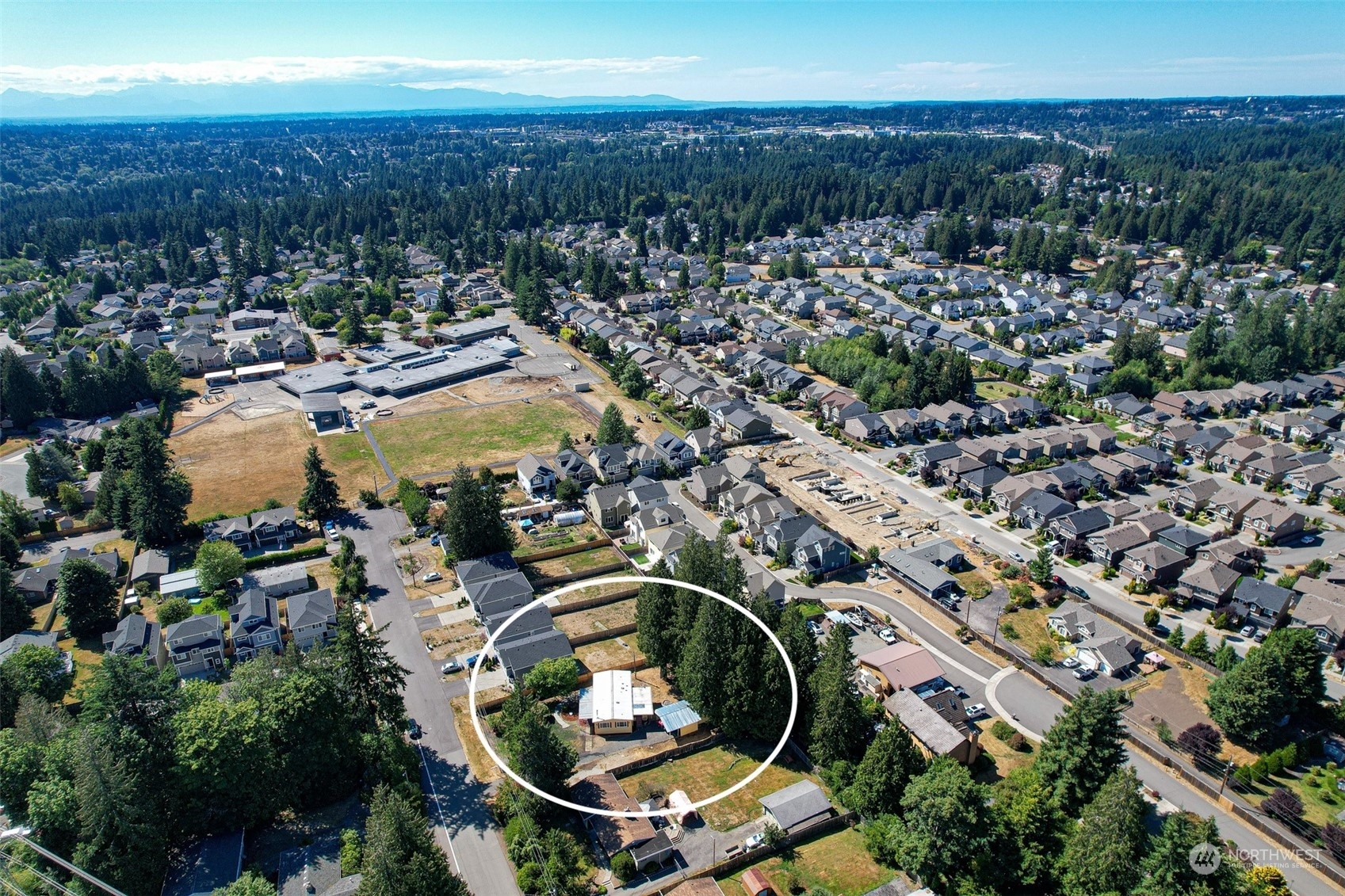 Property Photo:  411 205th Street SW  WA 98036 