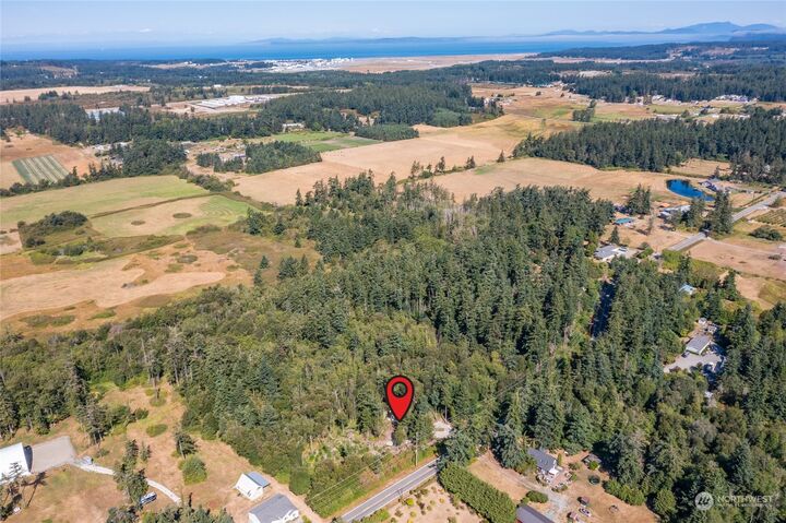 Property Photo: 2943 Hunt Road WA 98277