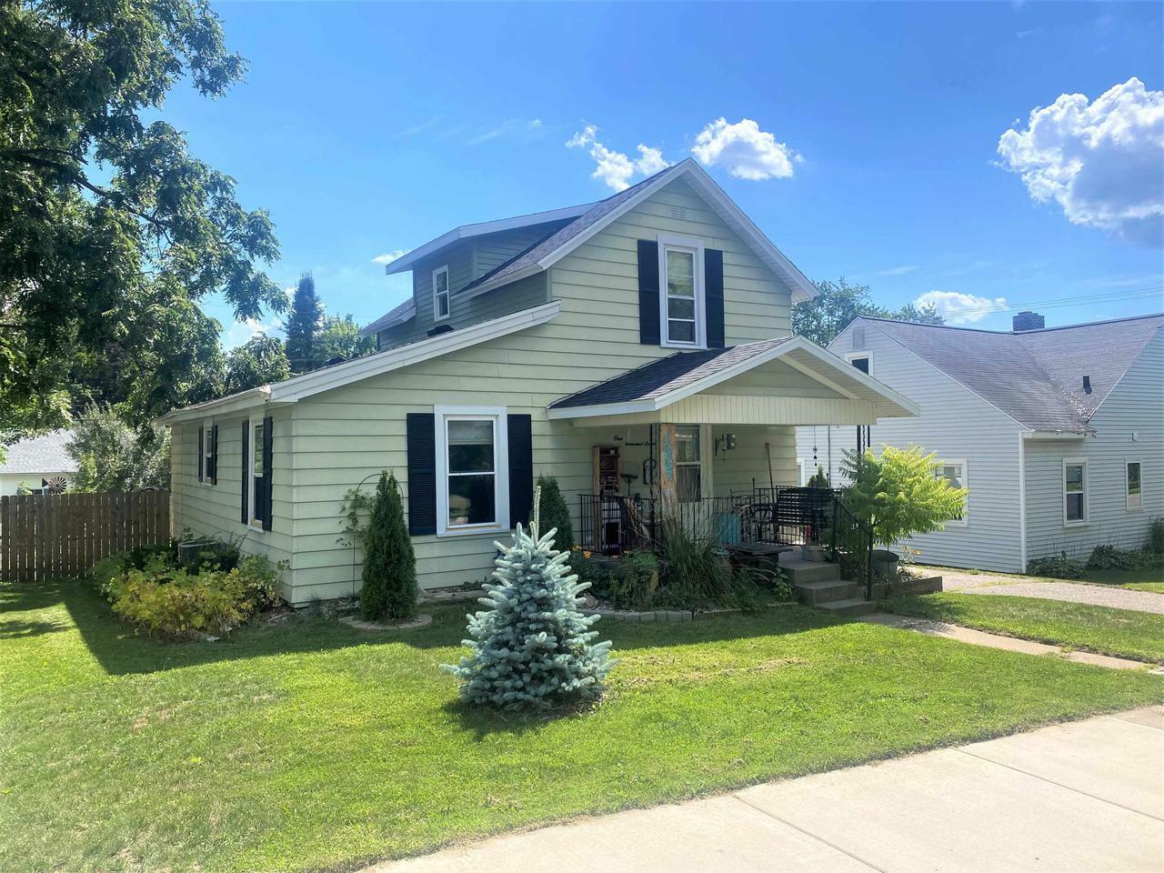 Property Photo:  1007 Kickbusch Street  WI 54403 