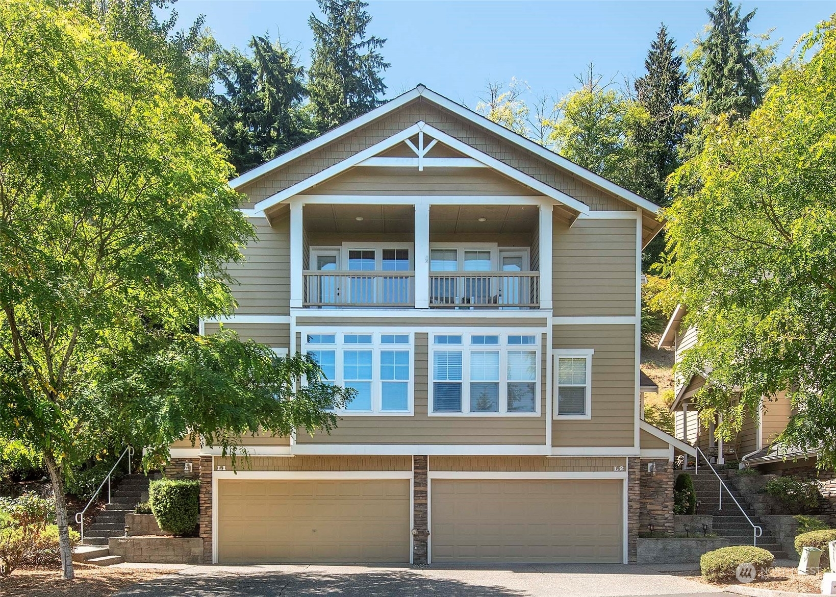 Property Photo:  5300 Glenwood Avenue L-1  WA 98203 