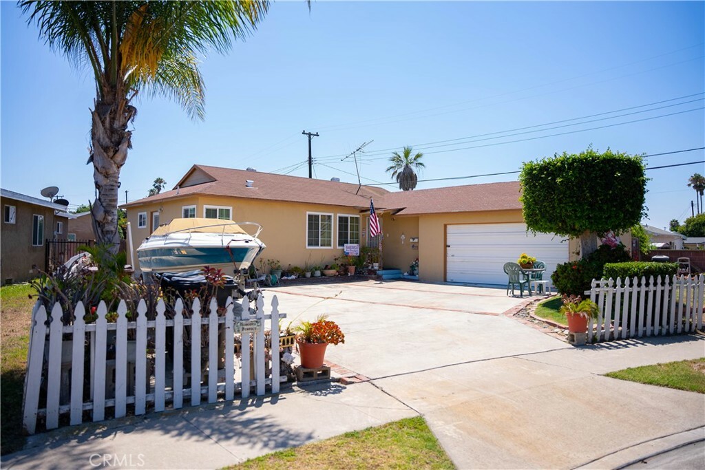 Property Photo:  13311 Havenwood Drive  CA 92843 