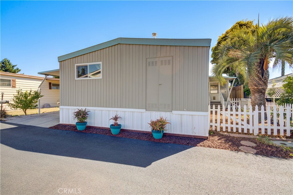 Property Photo:  1032 Ilene Drive  CA 93405 