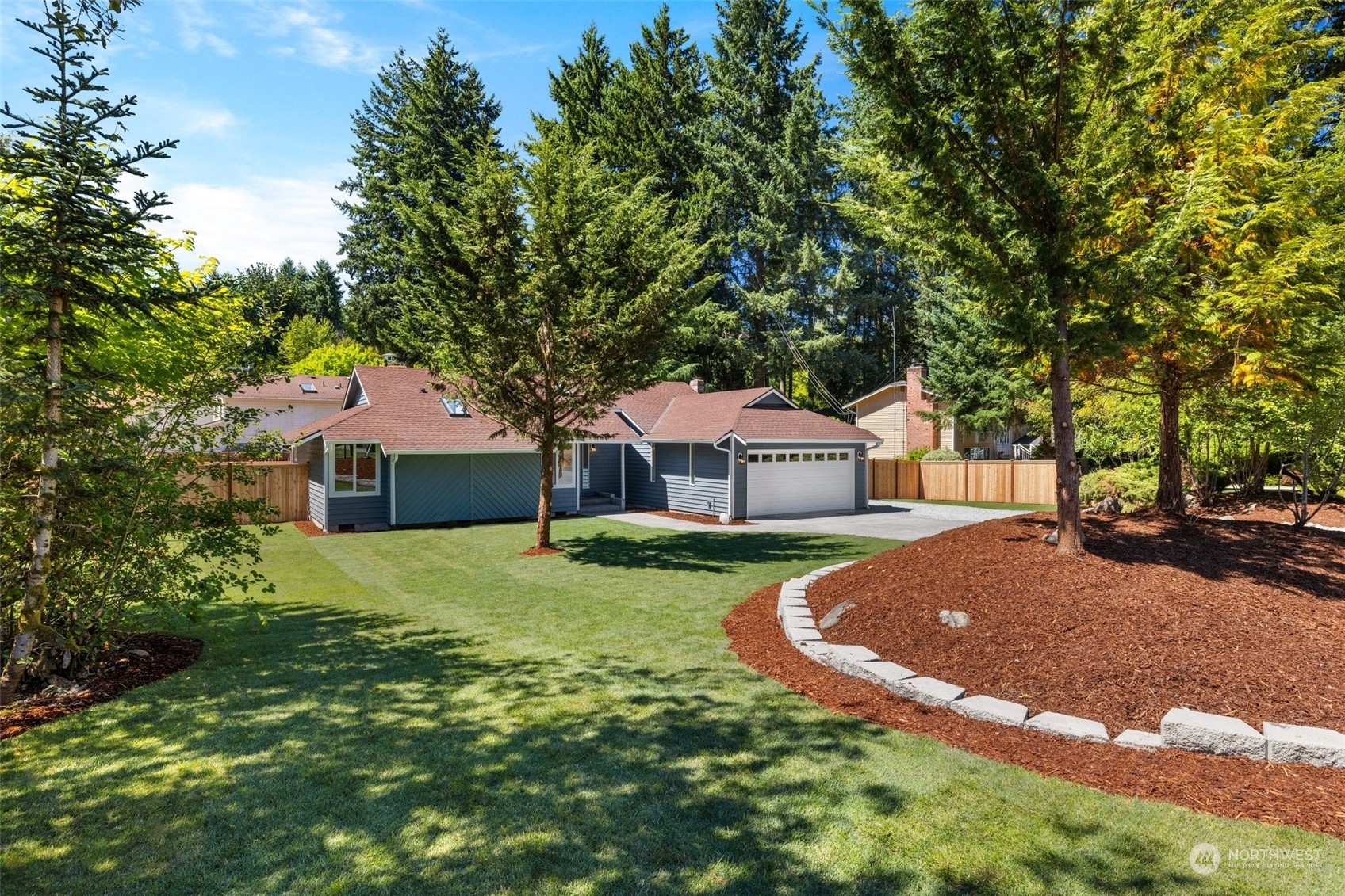 Property Photo:  14004 72nd Avenue E  WA 98373 