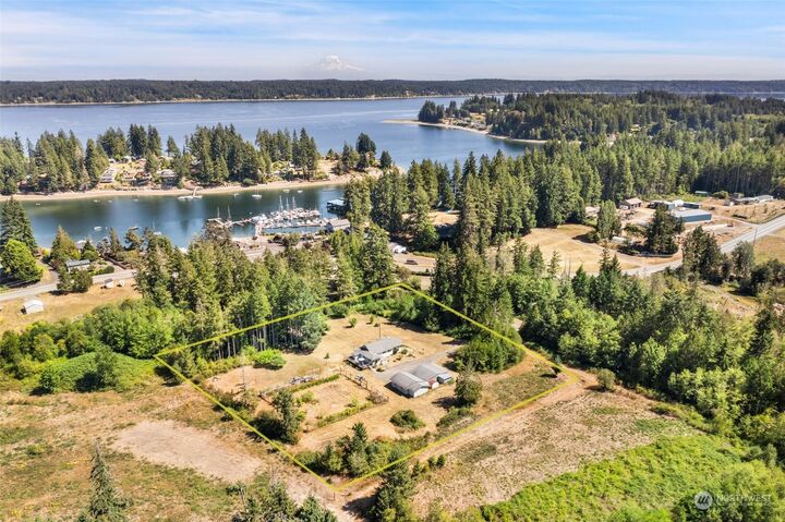 Property Photo:  5051 E Grapeview Loop Road  WA 98524 