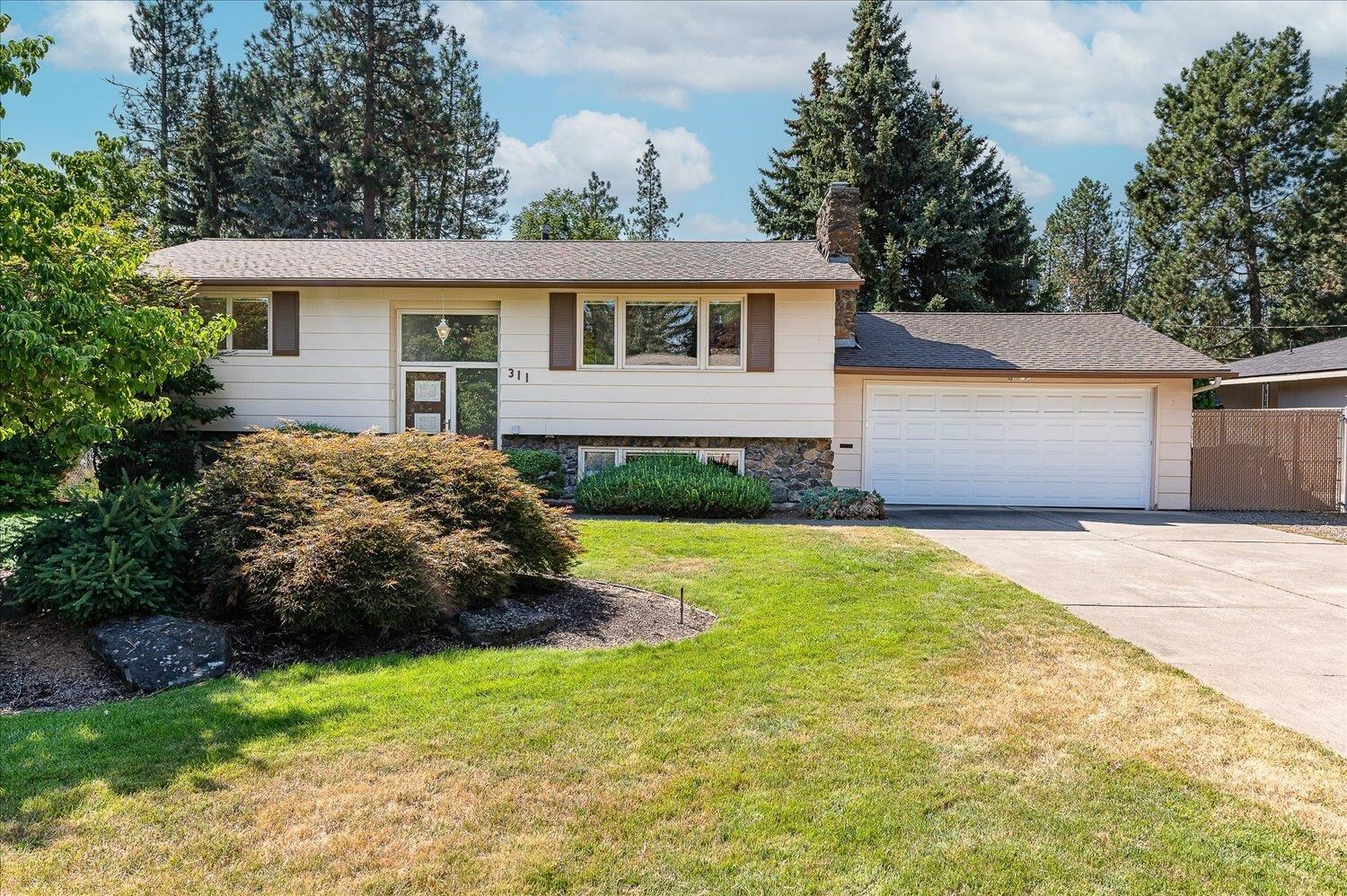 Property Photo:  311 W 31st Ave  WA 99203 