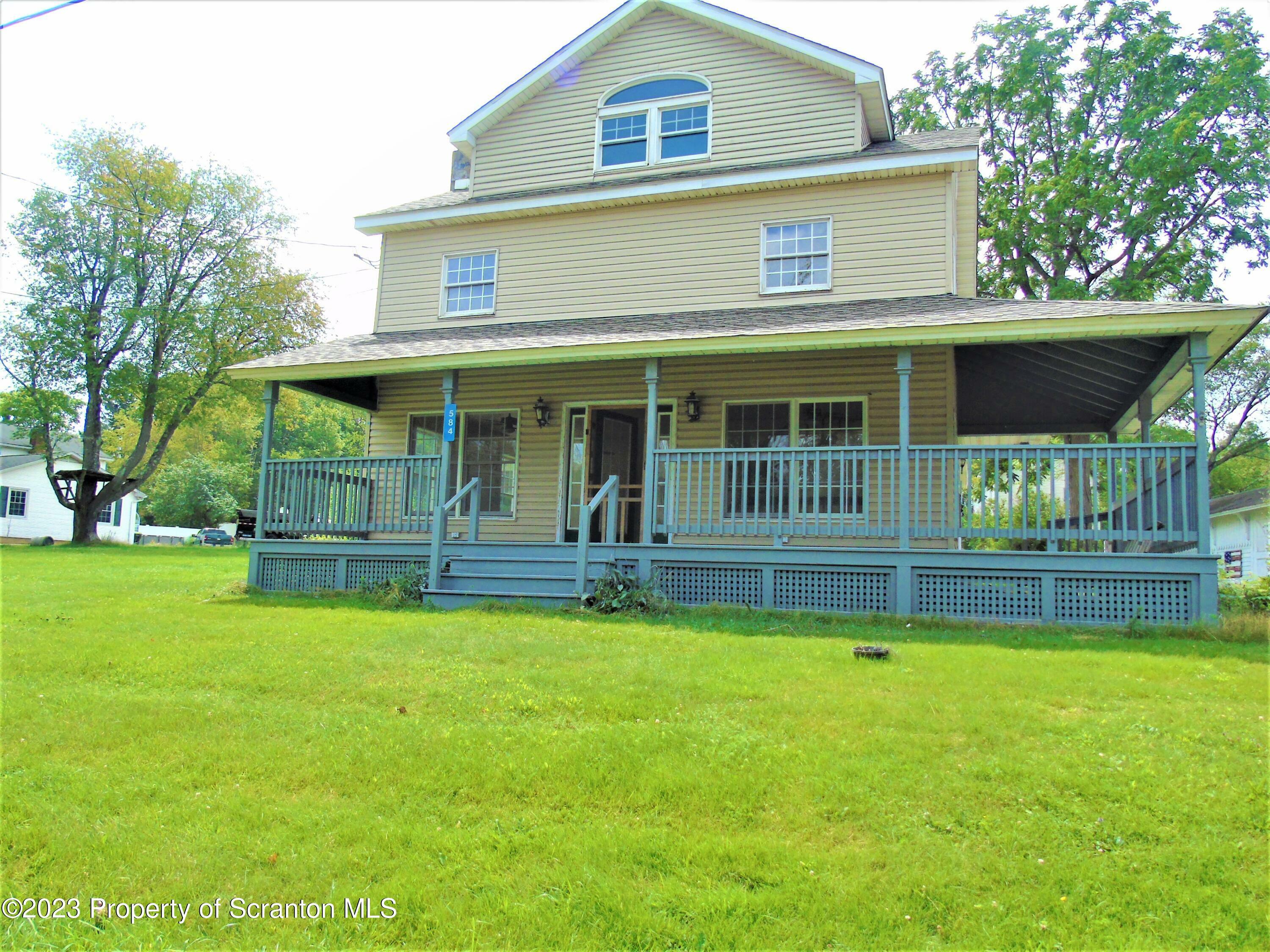 Property Photo:  584 Main Street  PA 18424 