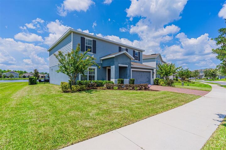 Property Photo:  1630 Chelsea Manor Circle  FL 32724