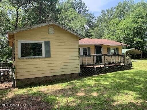 Property Photo:  1025 Raymond Bolton Road  MS 39154 