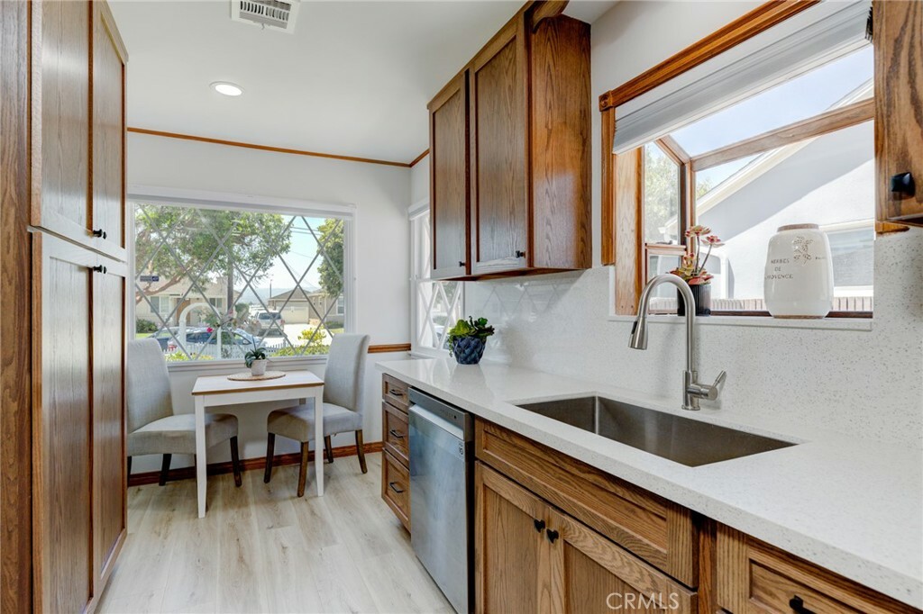 Property Photo:  5325 Carmelynn Street  CA 90503 