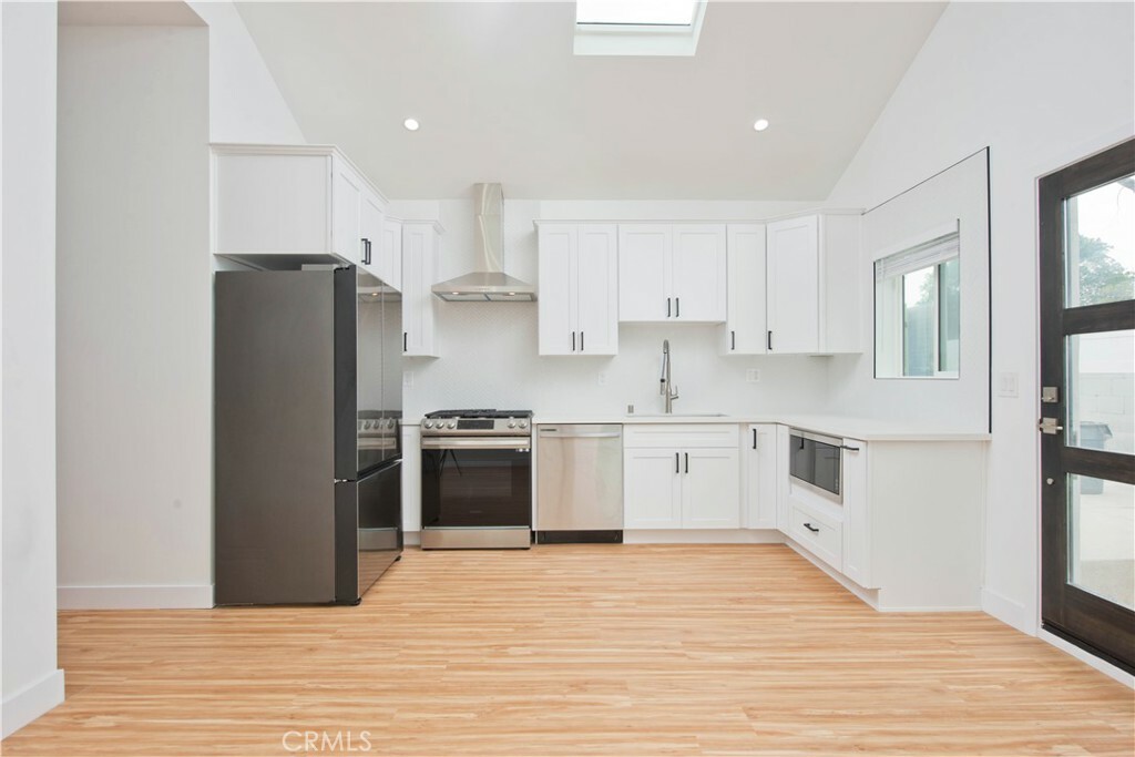 Property Photo:  6024 Aldea Avenue  CA 91316 