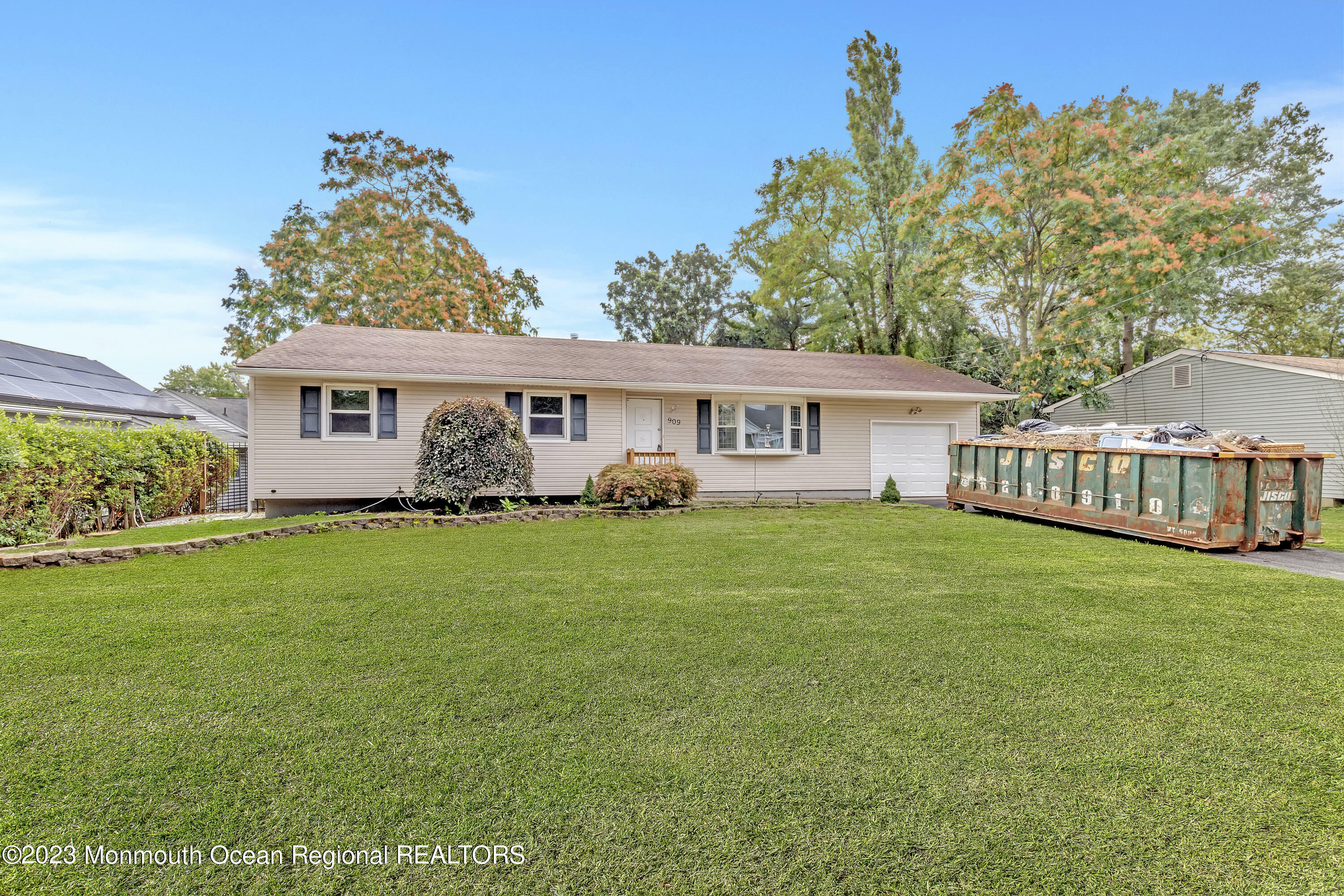 Property Photo: 909 Neptune Avenue NJ 08722