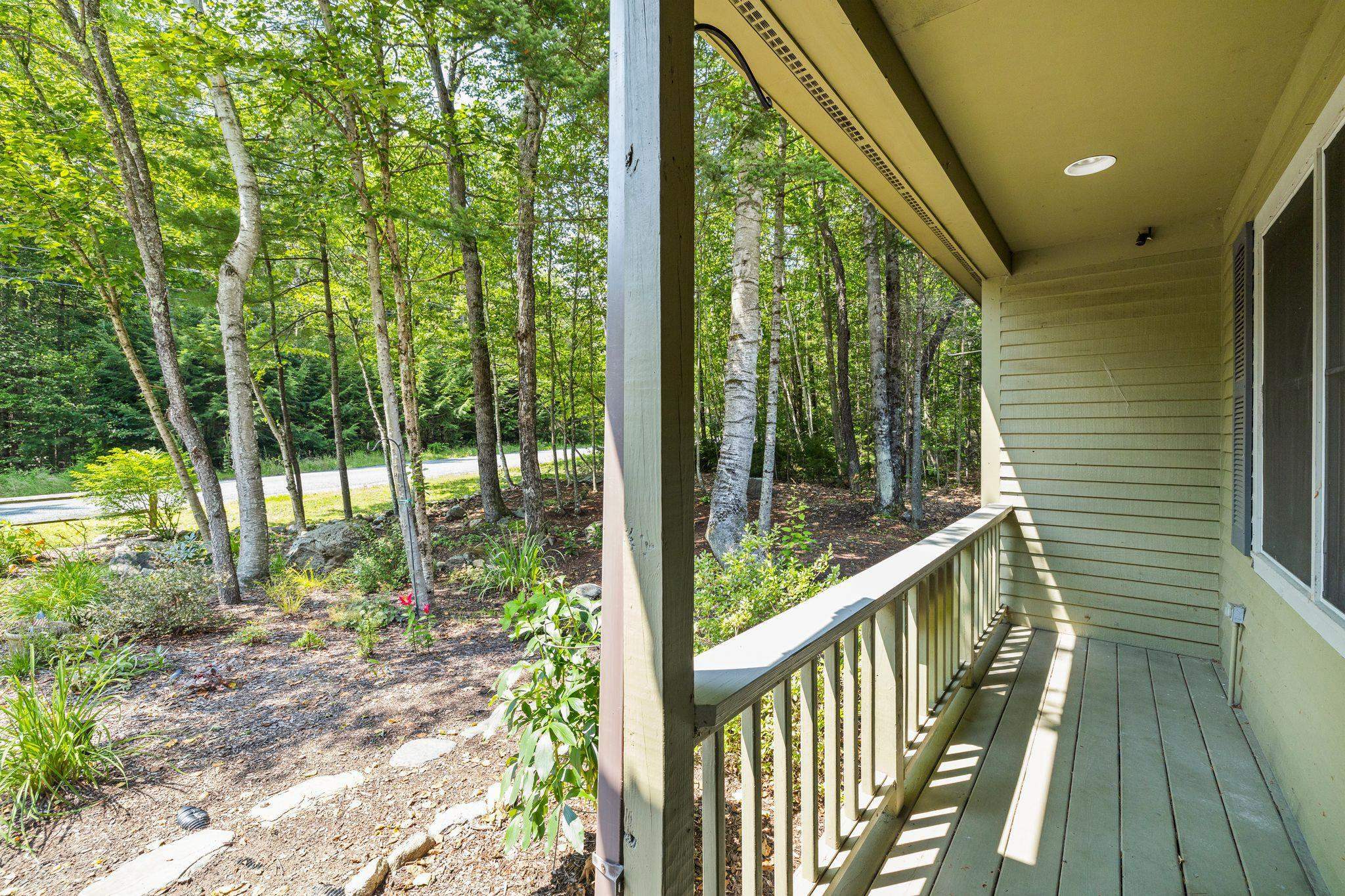 Property Photo:  13 Mill Pond Lane  NH 03753 