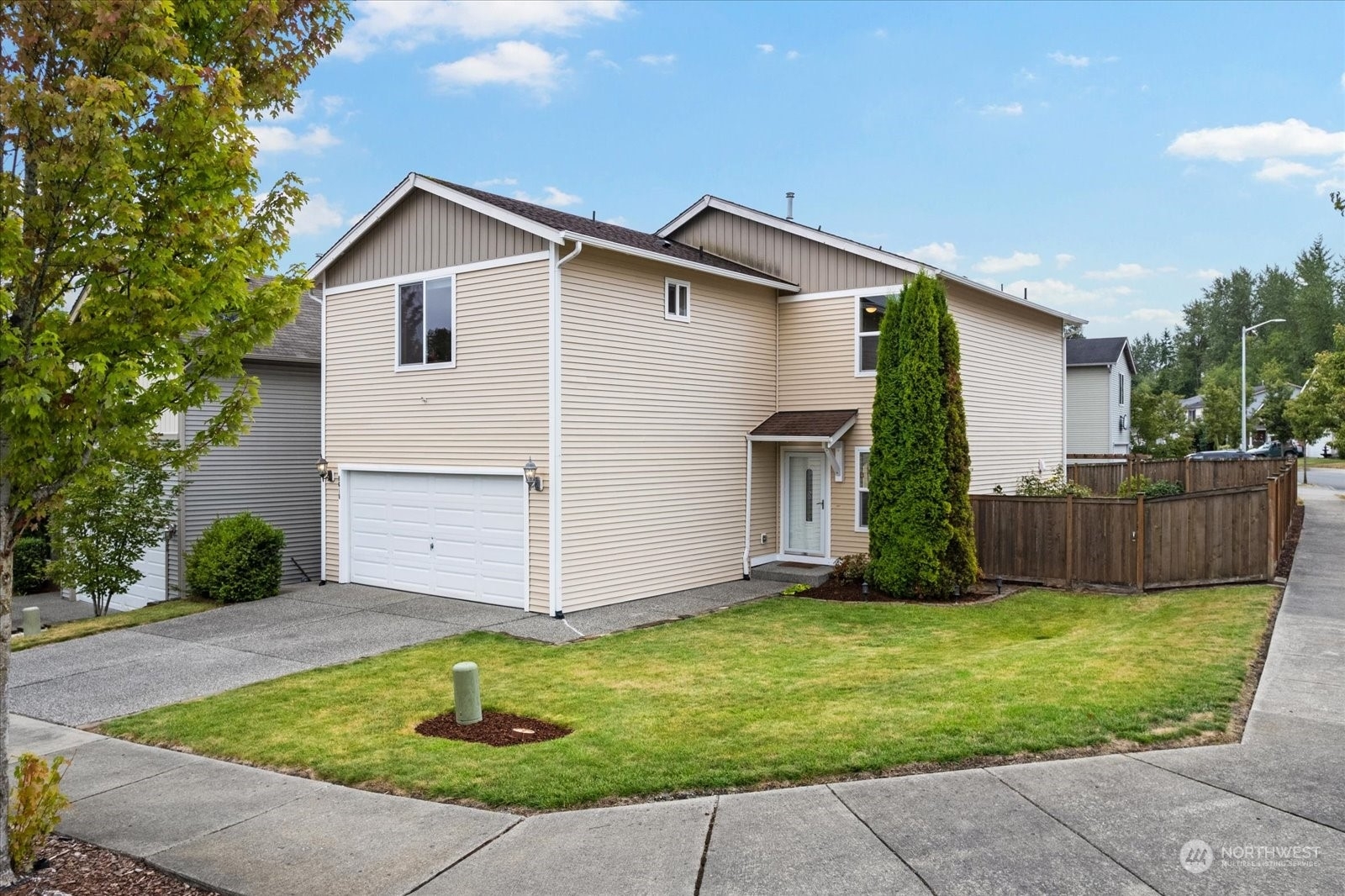 Property Photo:  8618 79th Street NE  WA 98270 