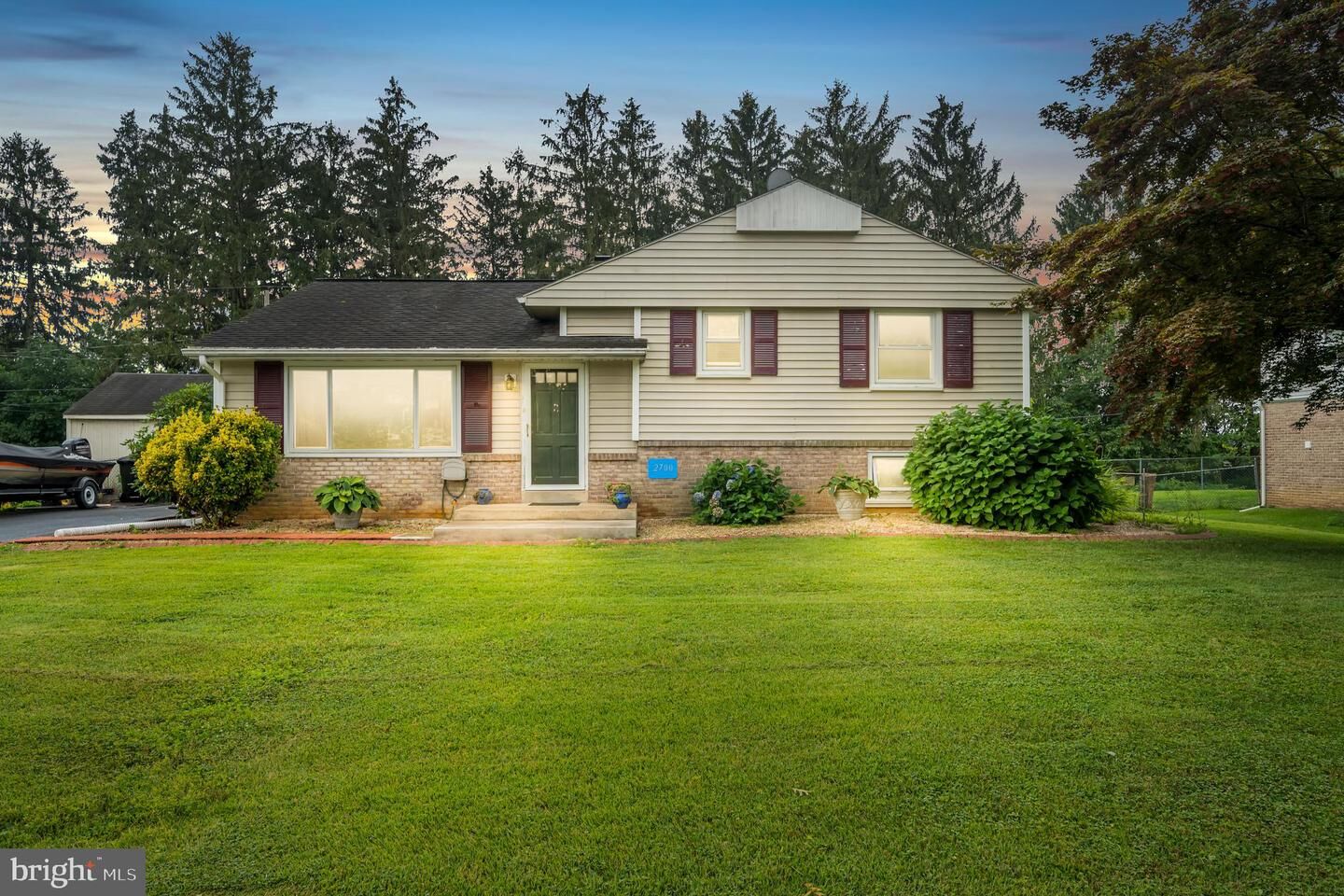 Property Photo: 2700 Royal Road PA 17603