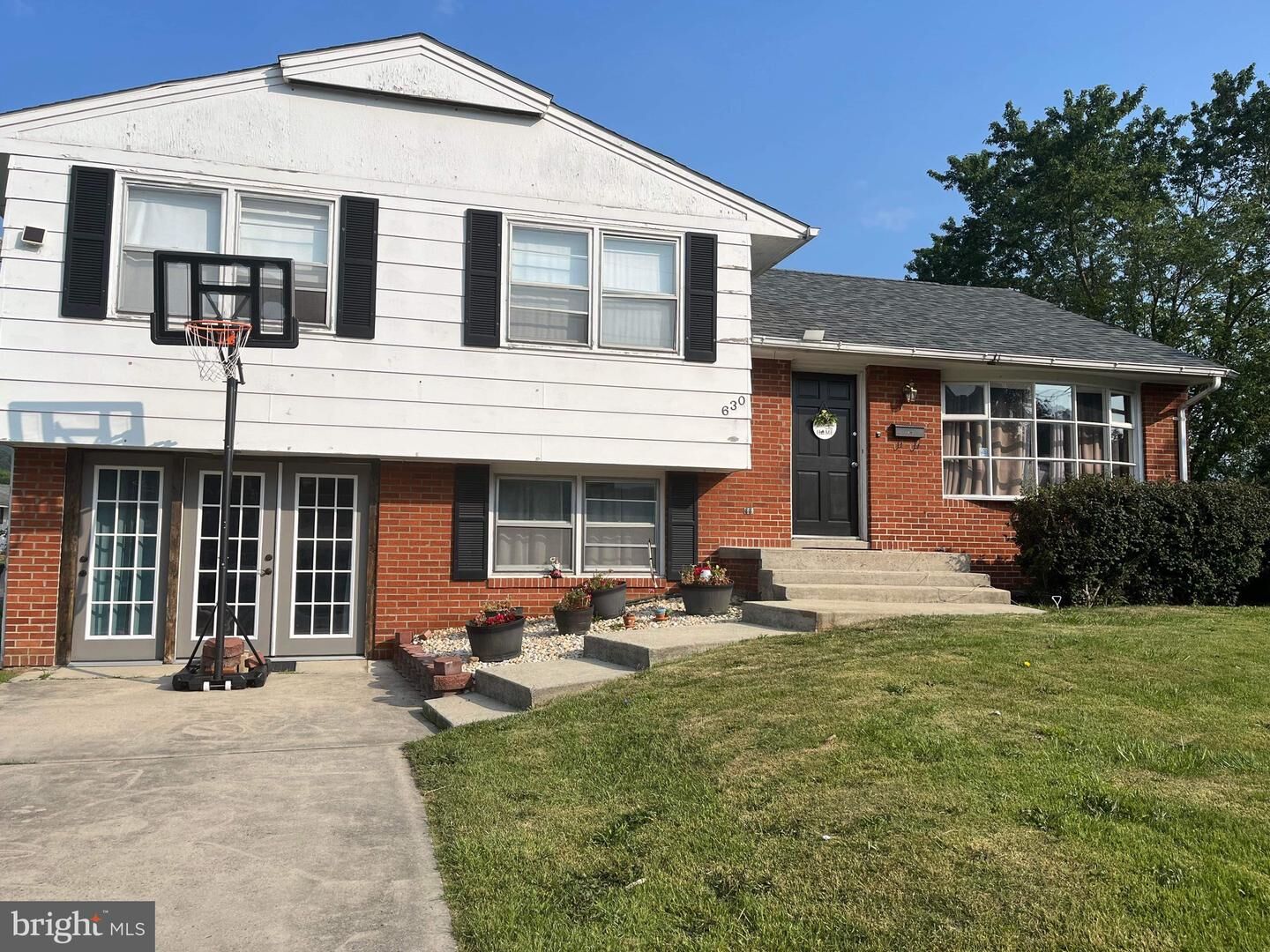 Property Photo:  630 Reynolds Terrace  WV 26726 