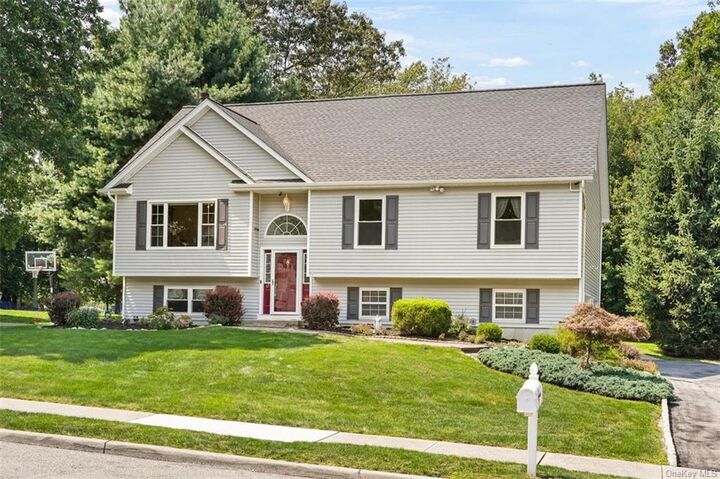 15 Seals Drive  Monroe Village NY 10950 photo