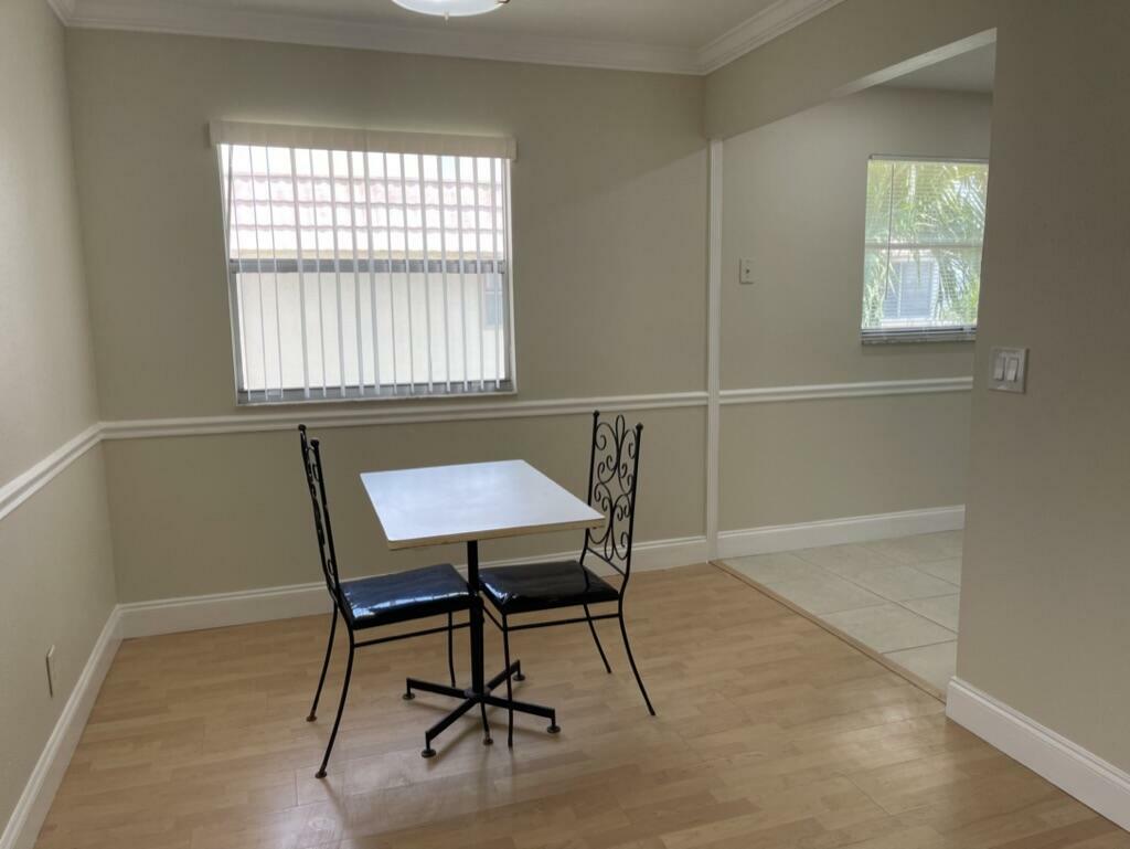 Property Photo: 472 Saxony J FL 33446