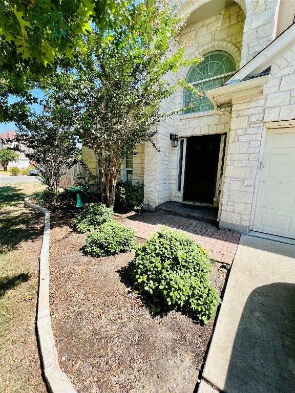 Property Photo:  1008 Brookhollow Drive  TX 78660 