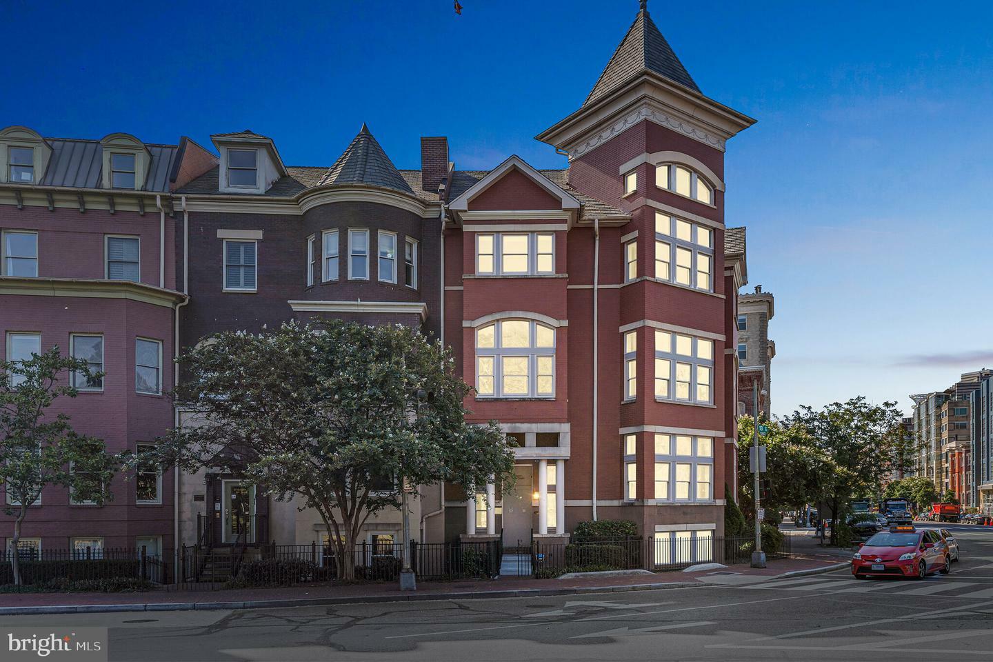 Property Photo: 27 Logan Circle NW 14 DC 20005