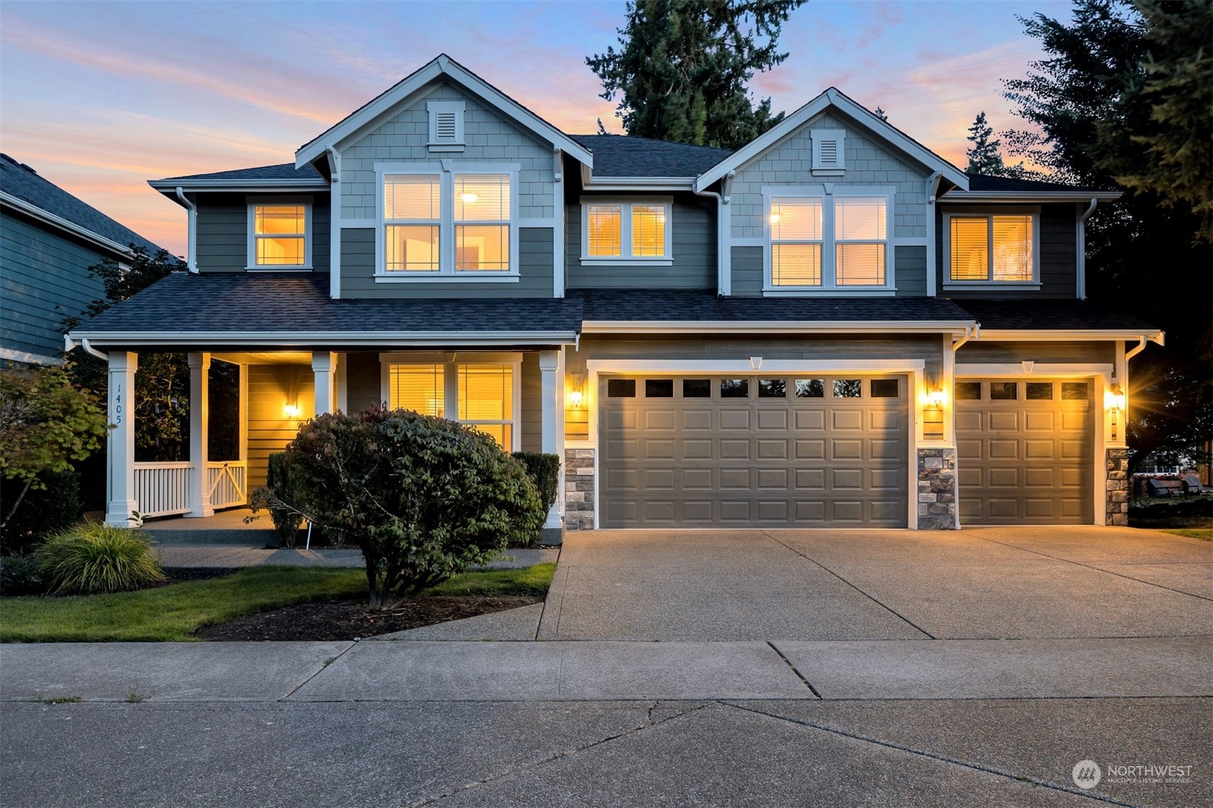 Property Photo: 1405 Brighton Way SE WA 98501