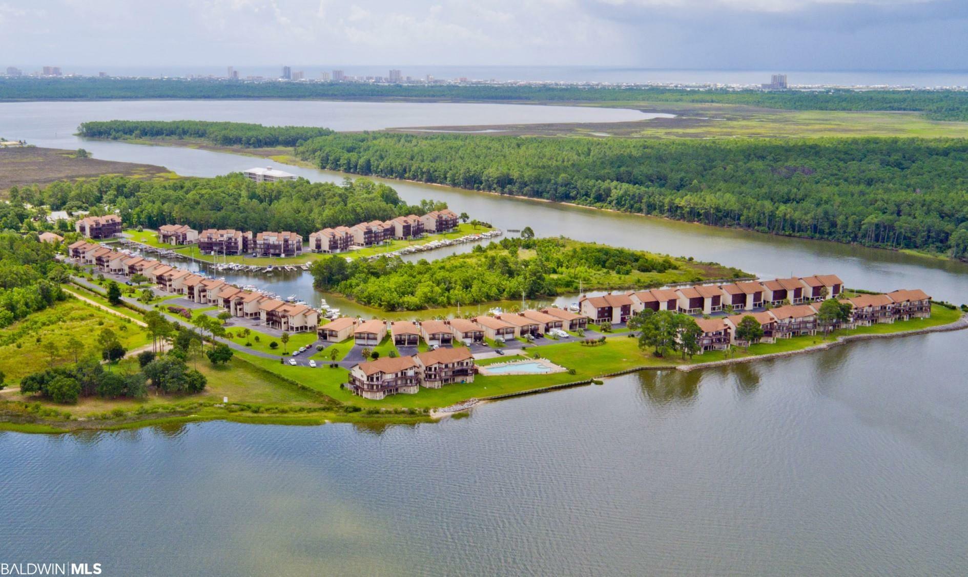 Property Photo: 3890 Spinnaker Drive 3890 AL 36542