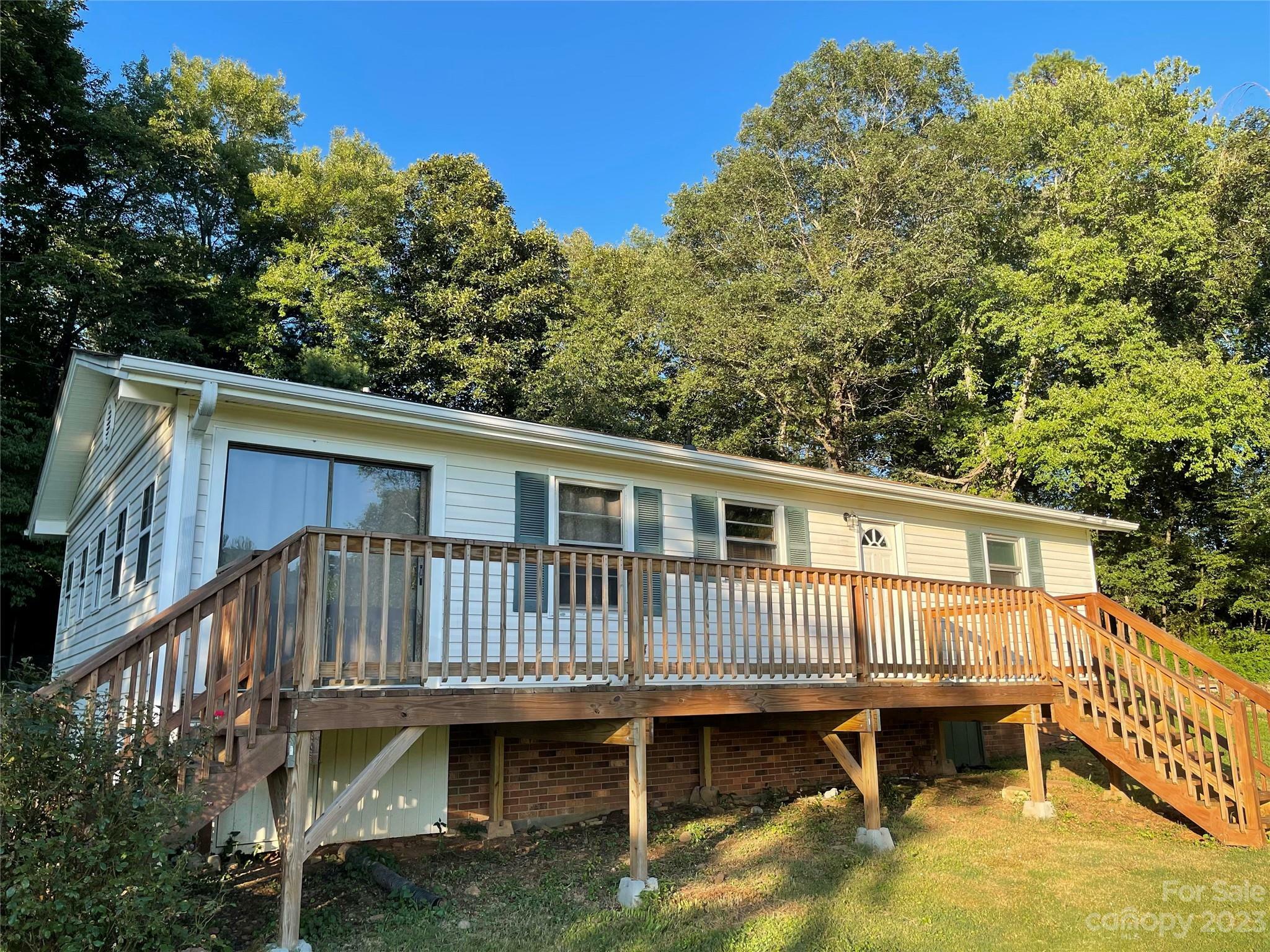 Property Photo:  223 Fox Den Lane  NC 28681 