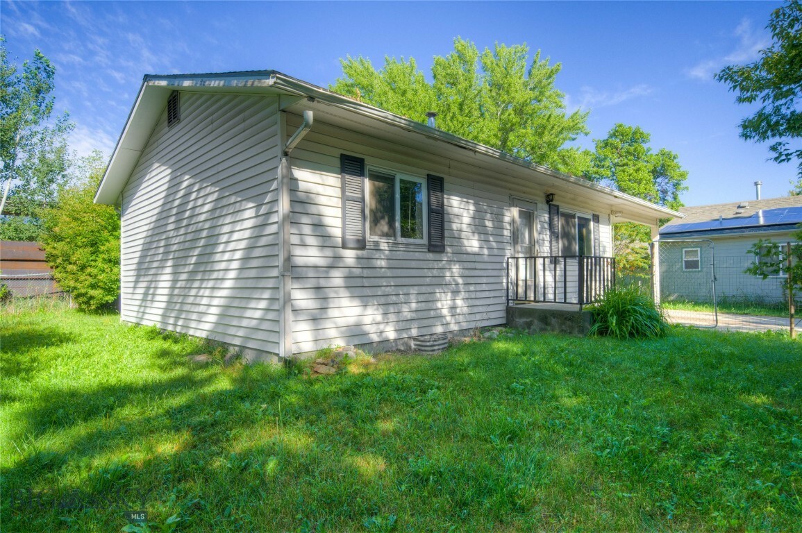 Property Photo: 501 N Rouse Avenue MT 59715