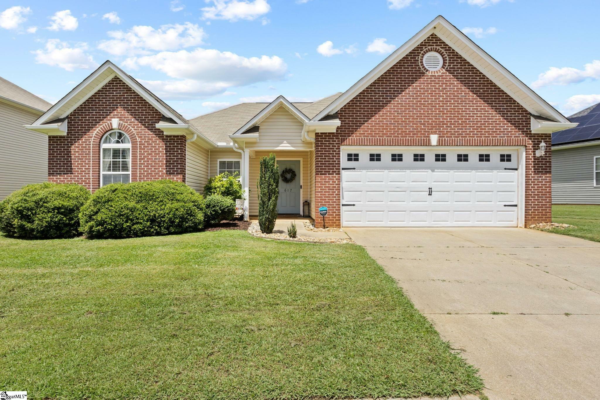 Property Photo: 617 Adelaide Drive SC 29301