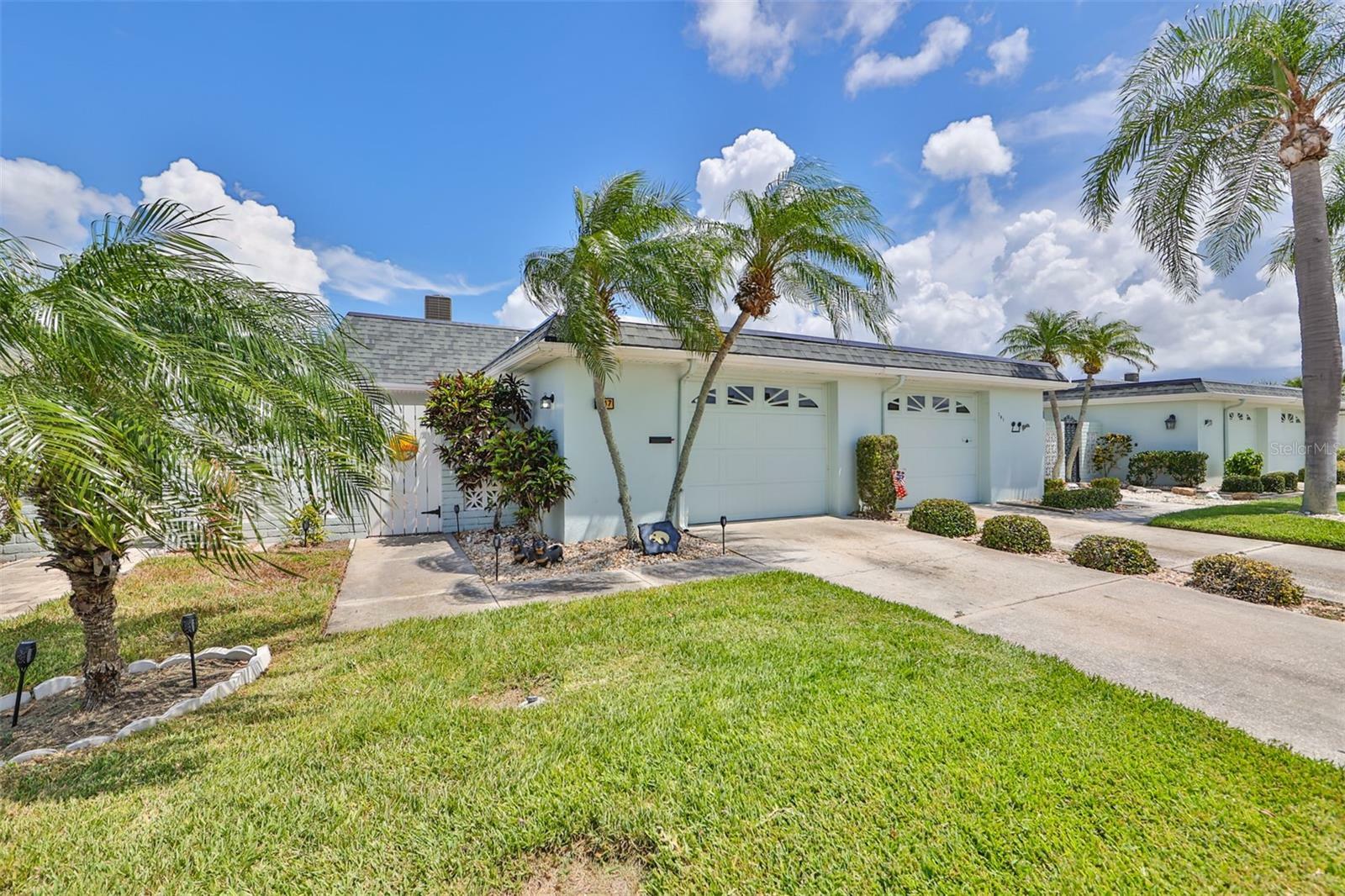 Property Photo:  347 Boca Ciega Point Boulevard N  FL 33708 