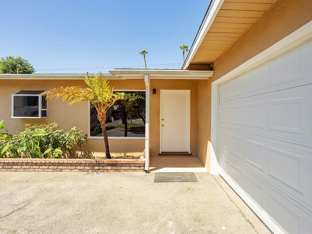 Property Photo:  5715 Cedarglen Drive  CA 91702 