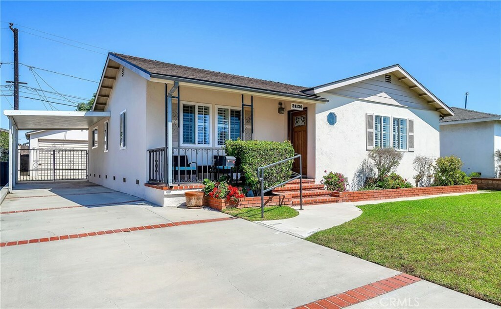 Property Photo:  21130 Berendo Avenue  CA 90502 