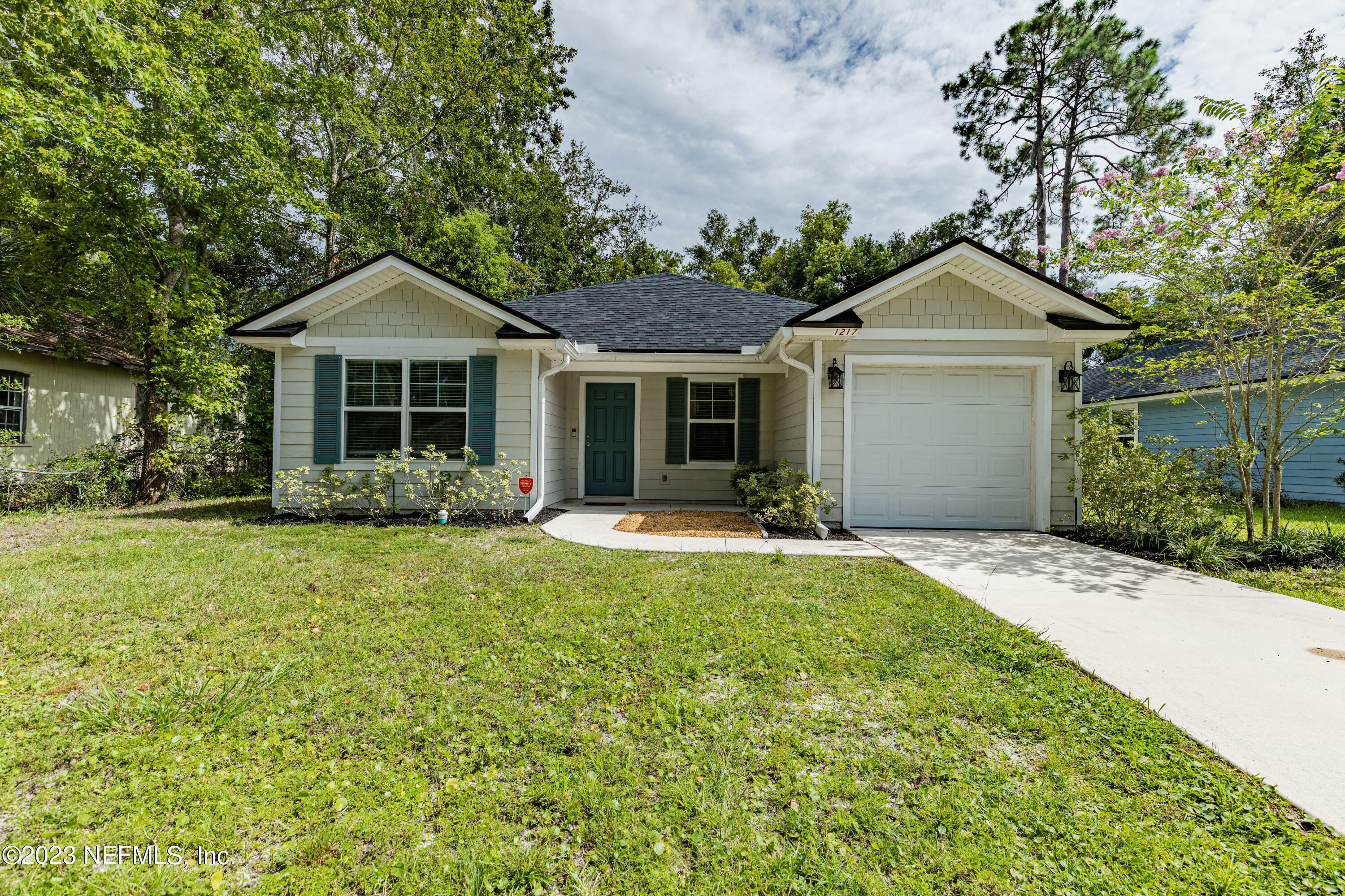 Property Photo:  1217 Forbes Street  FL 32043 