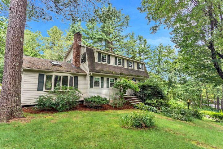 Property Photo:  7 Holstein Avenue  NH 03053 