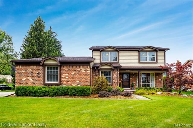 Property Photo:  23401 Duchess  MI 48375 