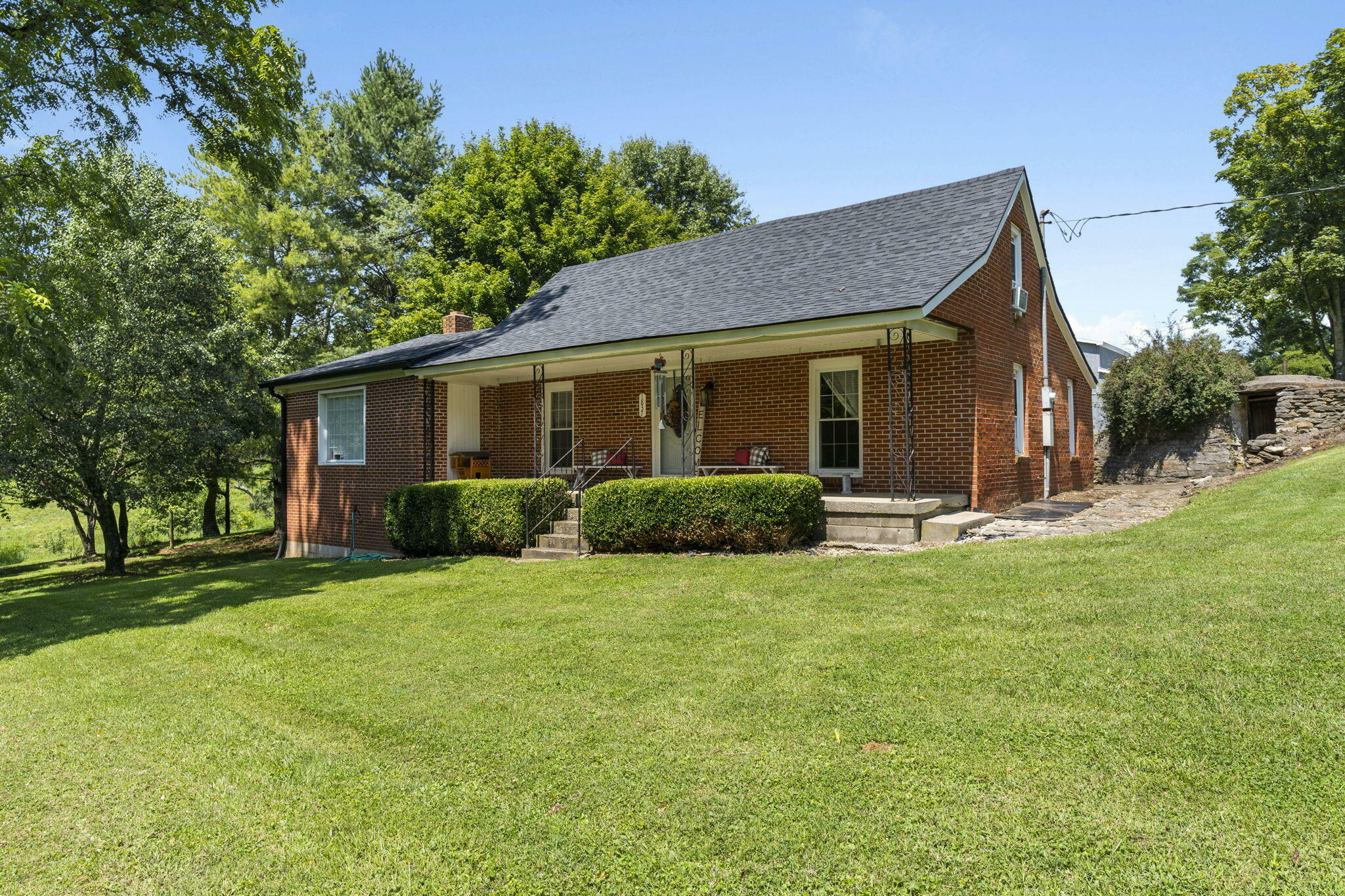1837 Switzer Road  Stamping Ground KY 40379 photo