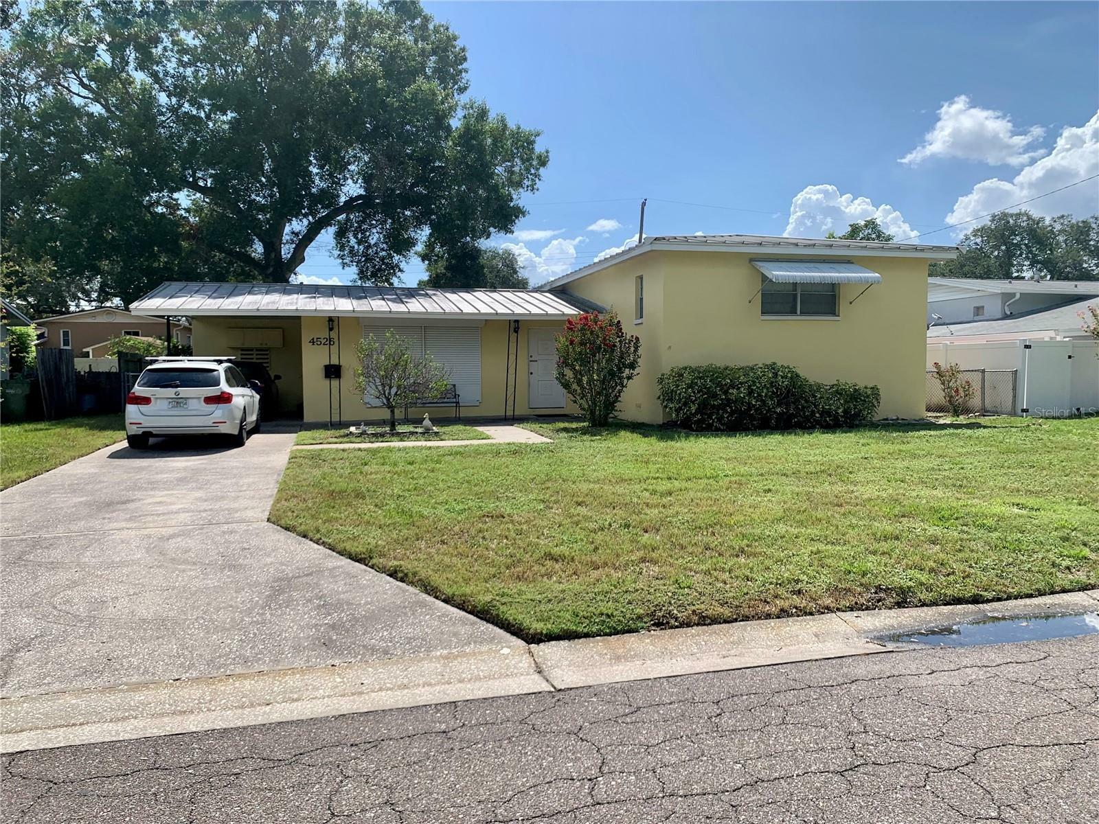 Property Photo:  4526 S Hesperides Street  FL 33611 