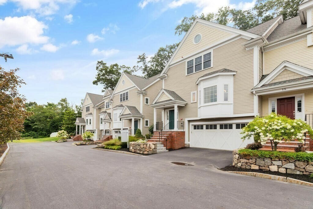 Property Photo: 10 Murray Ave 16 MA 01803