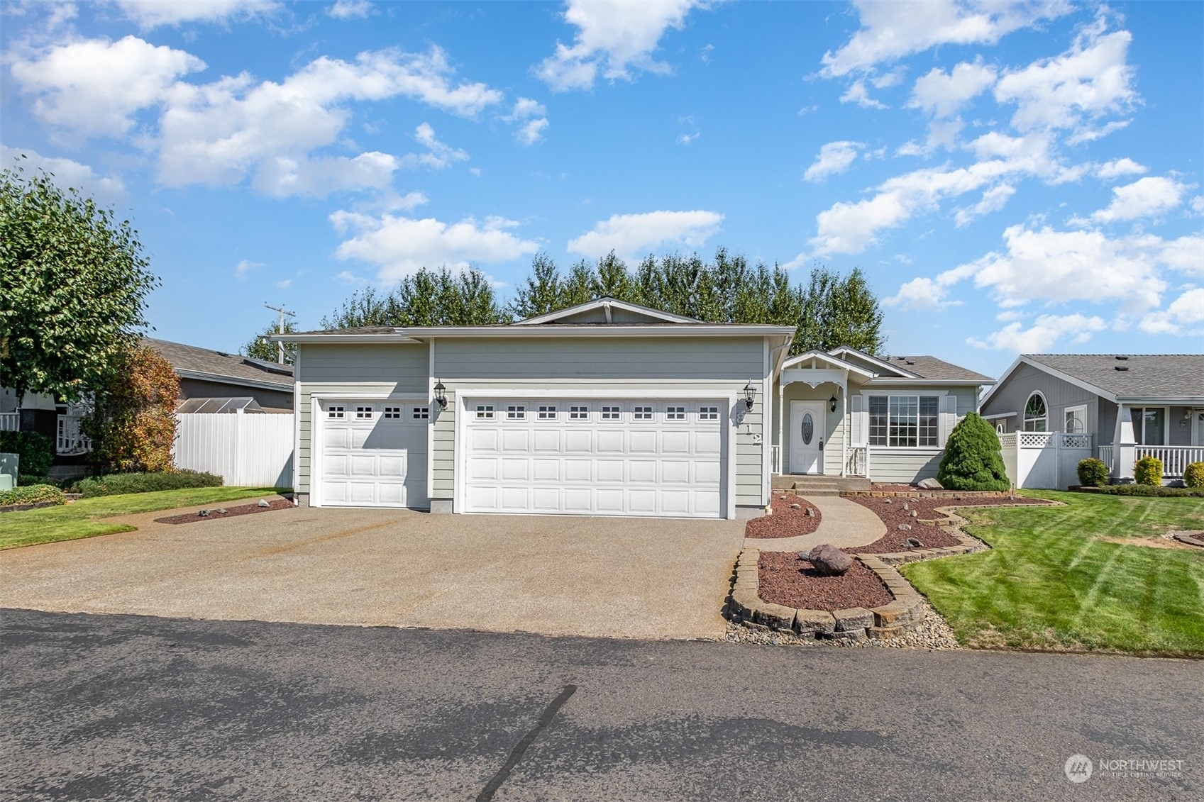 Property Photo:  812 Maple Lane SW  WA 98360 