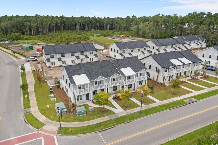 Property Photo:  850 Maxine Ct. 5B  SC 29577 