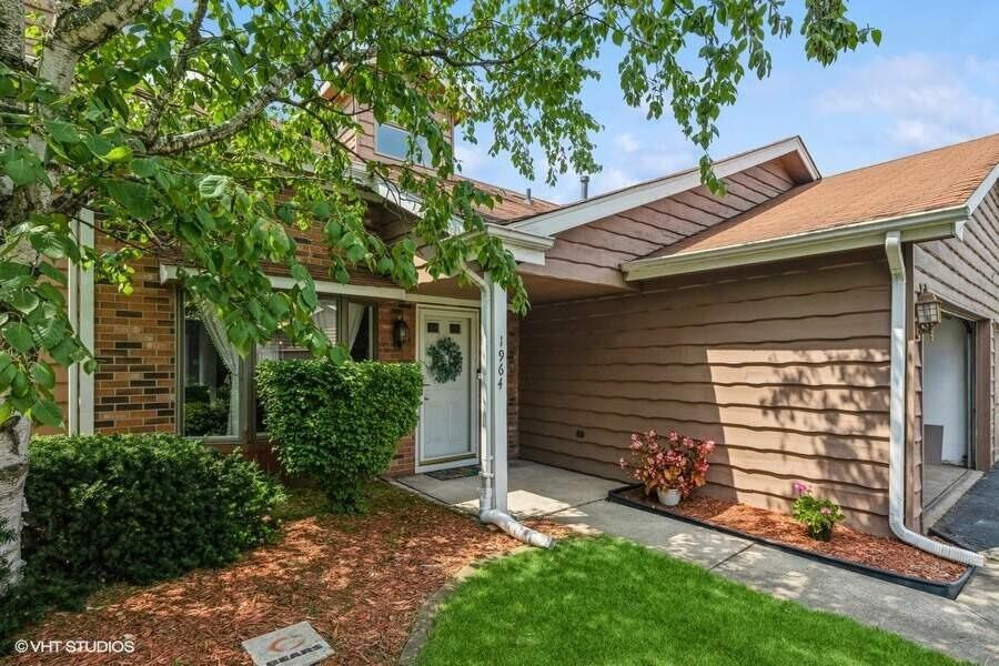 Property Photo: 1964 Aspen Court IN 46307
