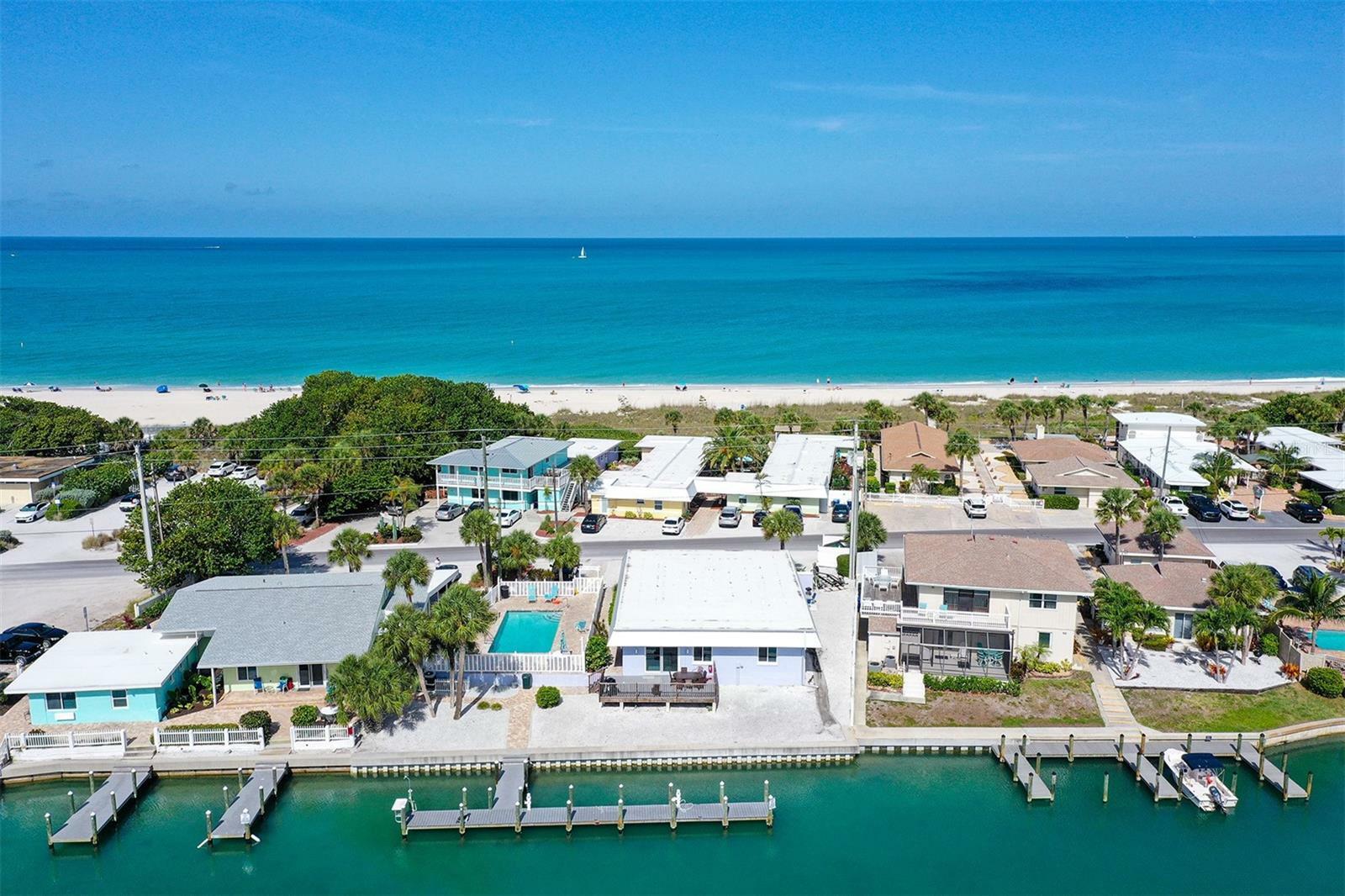 Property Photo:  105 Casey Key Road 34  FL 34275 