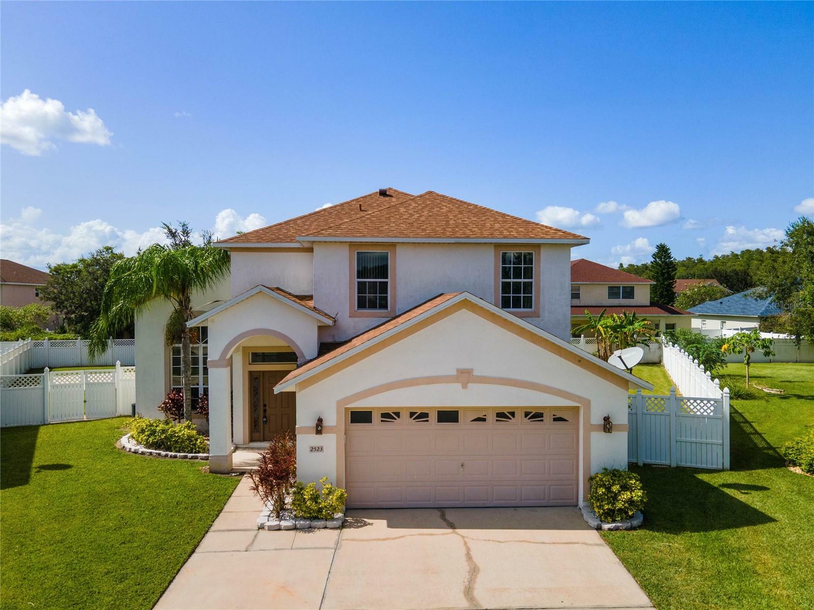 Property Photo: 2523 Volta Circle FL 34746
