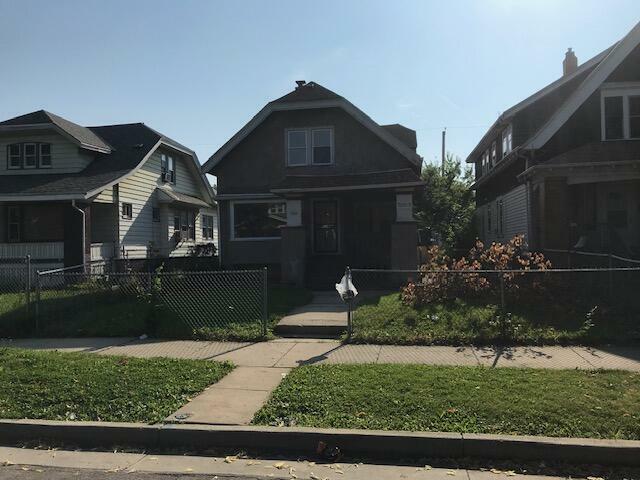 Property Photo: 2846 N 40th St WI 53210