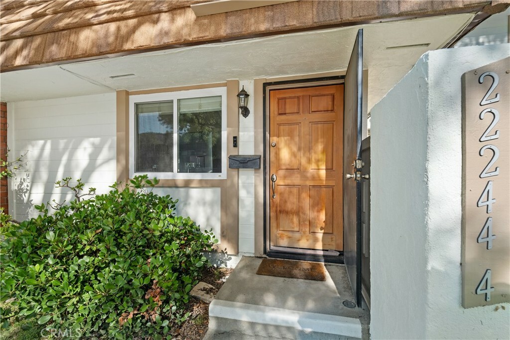 Property Photo:  22244 James Alan Circle 4  CA 91311 