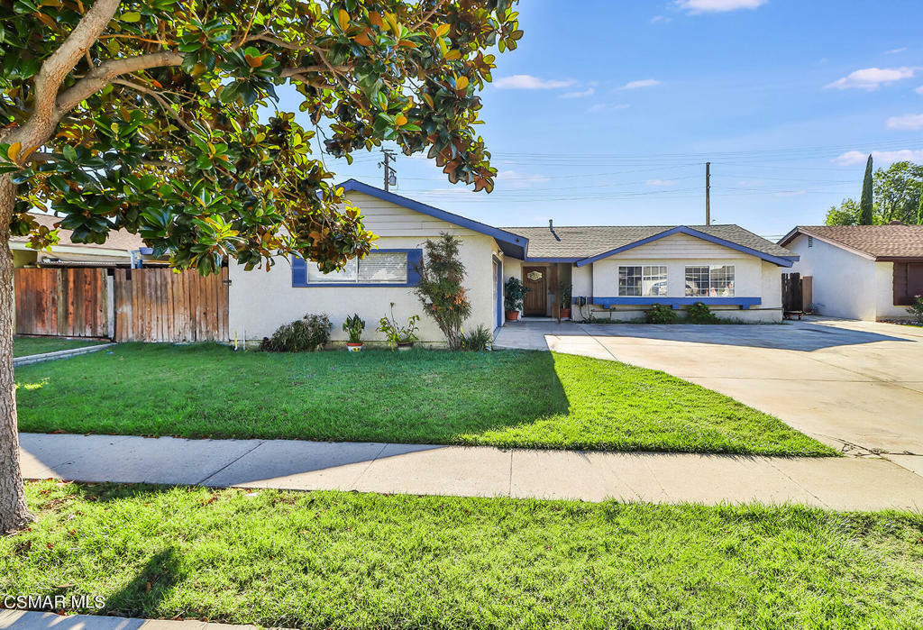 1085 Roldan Avenue  Simi Valley CA 93065 photo