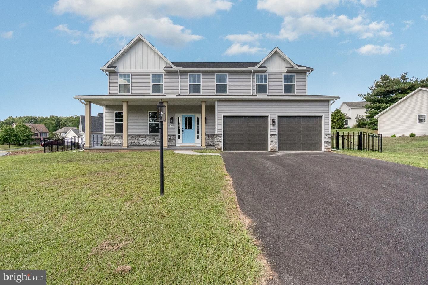 Property Photo: 101 Hartford Dr PA 17057