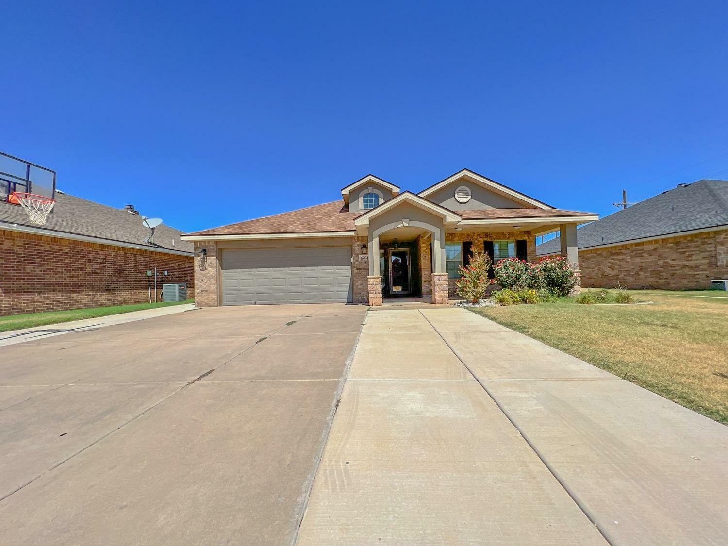 6904 90th Street  Lubbock TX 79424 photo