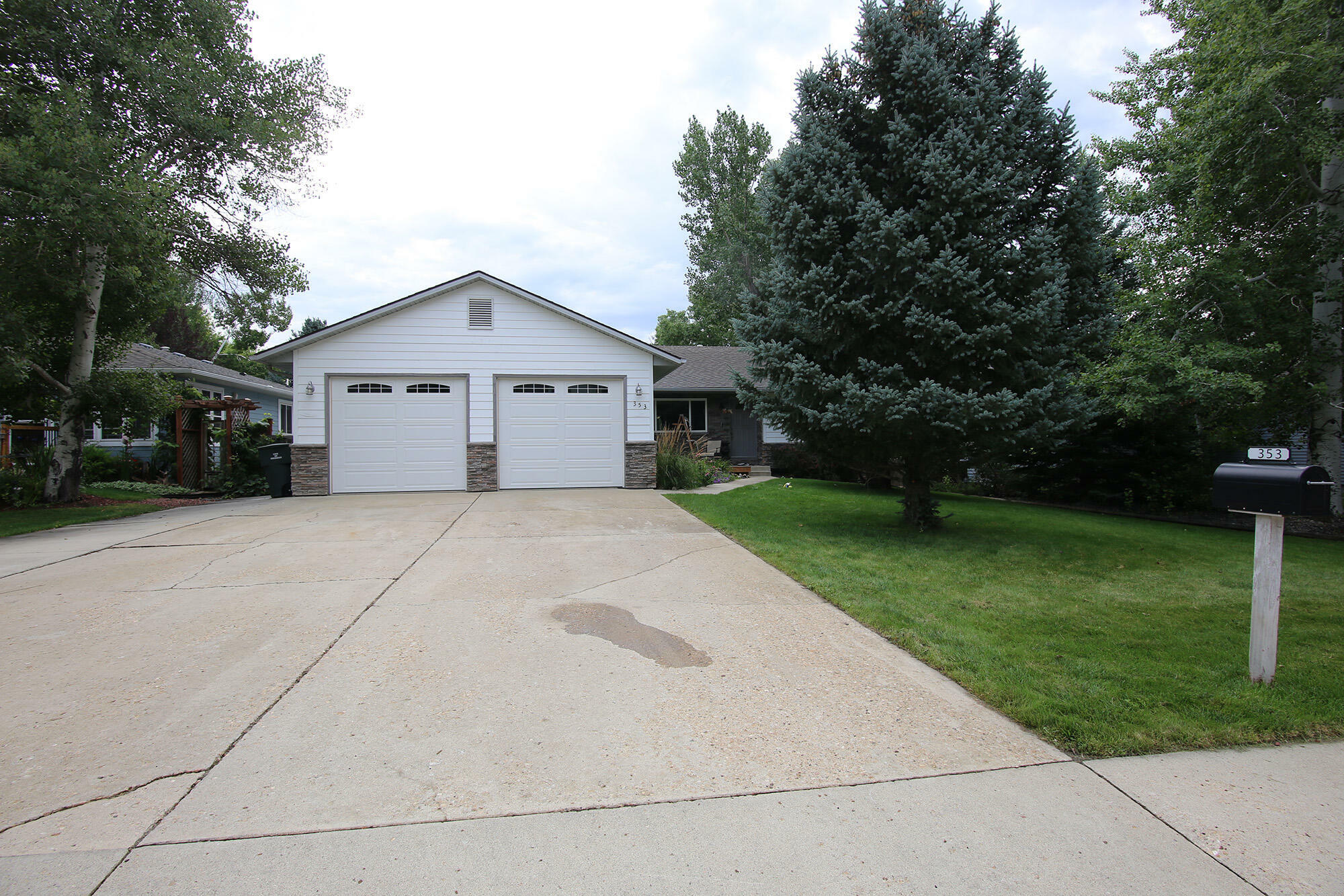 Property Photo: 353 Nighthawk Court WY 82801